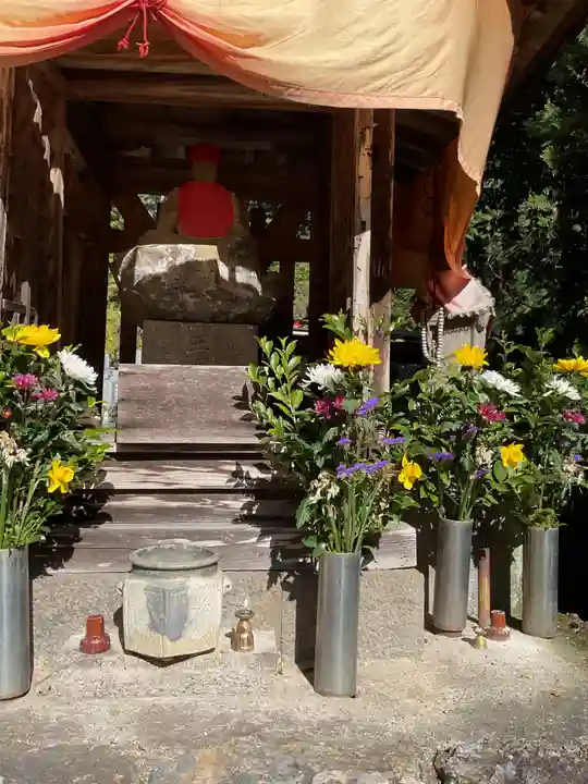 恵利寺の地蔵