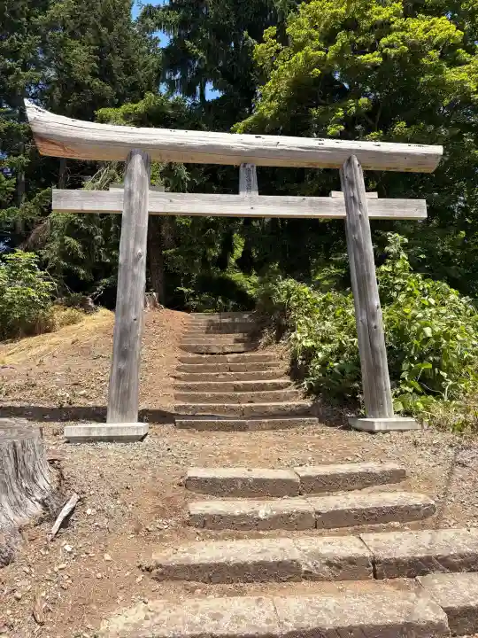 塩湯彦鶴ヶ池神社(秋田県)