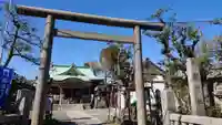諏訪神社の鳥居