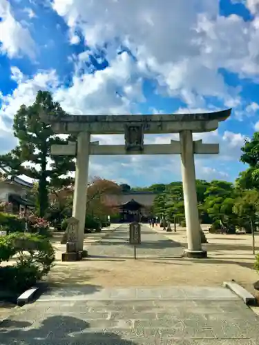 誉田八幡宮の鳥居