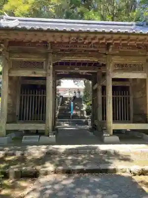 金剛頂寺の{uncategorized: "未分類", other: "その他", undefined: "問題あり", building: "その他建物", grave: "お墓", sacred_gate: "鳥居", guardian: "狛犬", statue: "像", buddha: "仏像", history: "歴史", nature: "自然", garden: "庭園", animal: "動物", pagoda: "塔", temizu: "手水舎", mountain_gate: "山門・神門", sanctuary: "本殿・本堂", subordinate: "末社・摂社", art: "芸術", scenery: "景色", jizo: "地蔵", ema: "絵馬", goshuin: "御朱印", omikuji: "おみくじ", items: "授与品その他", amulet: "お守り", goshuincho: "御朱印帳", eats: "食事", festival: "お祭り", votive_dance: "神楽", shichigosan: "七五三参", wedding: "結婚式", experience: "体験その他", initially: "初詣", around: "周辺", anti_infection: "感染症対策"}
