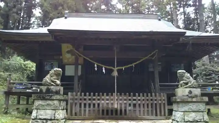 国神神社の本殿・本堂