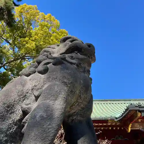 根津神社の狛犬