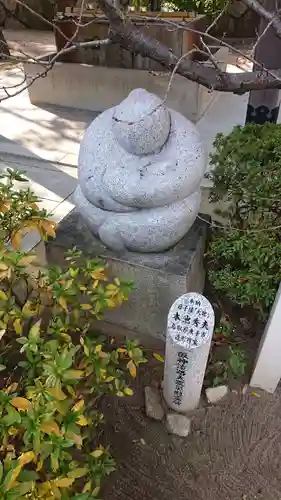 綱敷天満神社の像