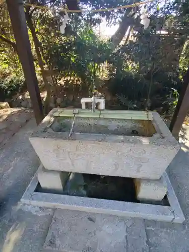 篠塚稲荷神社の手水舎