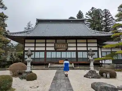 松源寺の本殿・本堂