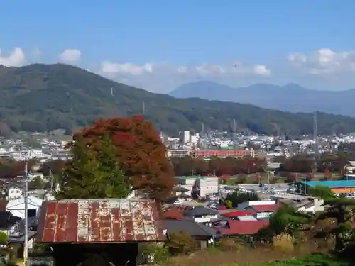 諏訪大社上社前宮の景色