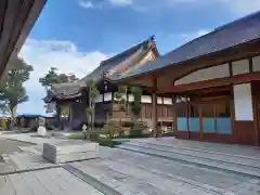 宝蔵寺の本殿