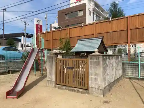 厳島神社の本殿