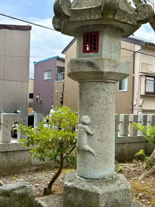 杉杜白髭神社の{uncategorized: "未分類", other: "その他", undefined: "問題あり", building: "その他建物", grave: "お墓", sacred_gate: "鳥居", guardian: "狛犬", statue: "像", buddha: "仏像", history: "歴史", nature: "自然", garden: "庭園", animal: "動物", pagoda: "塔", temizu: "手水舎", mountain_gate: "山門・神門", sanctuary: "本殿・本堂", subordinate: "末社・摂社", art: "芸術", scenery: "景色", jizo: "地蔵", ema: "絵馬", goshuin: "御朱印", omikuji: "おみくじ", items: "授与品その他", amulet: "お守り", goshuincho: "御朱印帳", eats: "食事", festival: "お祭り", votive_dance: "神楽", shichigosan: "七五三参", wedding: "結婚式", experience: "体験その他", initially: "初詣", around: "周辺", anti_infection: "感染症対策"}