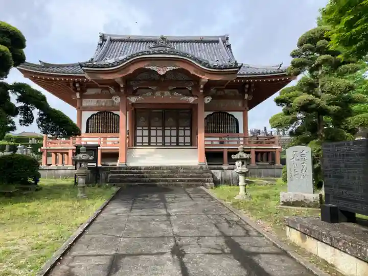 観明寺の本殿・本堂