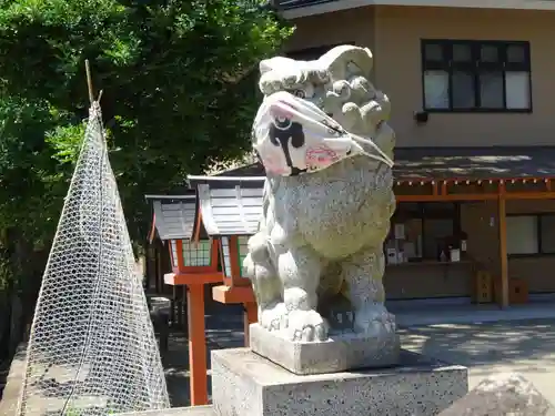 瀬戸神社の狛犬