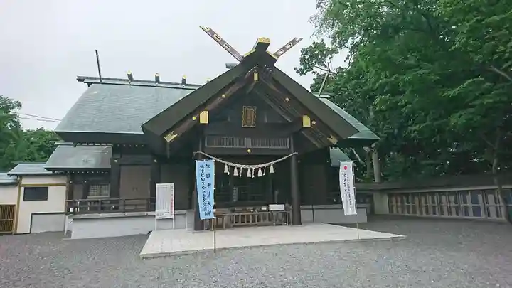千歳神社の本殿・本堂