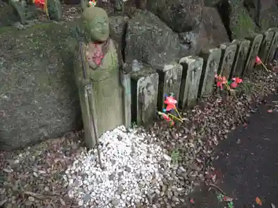 岩舟山高勝寺の仏像