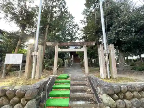 神明社の鳥居