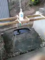 西八朔杉山神社の手水舎