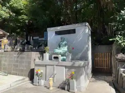 清源院の{uncategorized: "未分類", other: "その他", undefined: "問題あり", building: "その他建物", grave: "お墓", sacred_gate: "鳥居", guardian: "狛犬", statue: "像", buddha: "仏像", history: "歴史", nature: "自然", garden: "庭園", animal: "動物", pagoda: "塔", temizu: "手水舎", mountain_gate: "山門・神門", sanctuary: "本殿・本堂", subordinate: "末社・摂社", art: "芸術", scenery: "景色", jizo: "地蔵", ema: "絵馬", goshuin: "御朱印", omikuji: "おみくじ", items: "授与品その他", amulet: "お守り", goshuincho: "御朱印帳", eats: "食事", festival: "お祭り", votive_dance: "神楽", shichigosan: "七五三参", wedding: "結婚式", experience: "体験その他", initially: "初詣", around: "周辺", anti_infection: "感染症対策"}