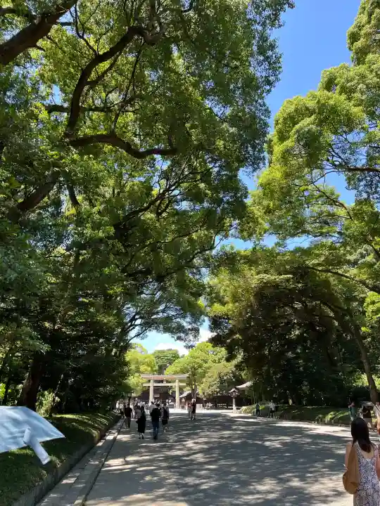 明治神宮の{uncategorized: "未分類", other: "その他", undefined: "問題あり", building: "その他建物", grave: "お墓", sacred_gate: "鳥居", guardian: "狛犬", statue: "像", buddha: "仏像", history: "歴史", nature: "自然", garden: "庭園", animal: "動物", pagoda: "塔", temizu: "手水舎", mountain_gate: "山門・神門", sanctuary: "本殿・本堂", subordinate: "末社・摂社", art: "芸術", scenery: "景色", jizo: "地蔵", ema: "絵馬", goshuin: "御朱印", omikuji: "おみくじ", items: "授与品その他", amulet: "お守り", goshuincho: "御朱印帳", eats: "食事", festival: "お祭り", votive_dance: "神楽", shichigosan: "七五三参", wedding: "結婚式", experience: "体験その他", initially: "初詣", around: "周辺", anti_infection: "感染症対策"}