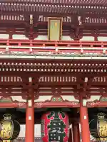 浅草寺の山門・神門