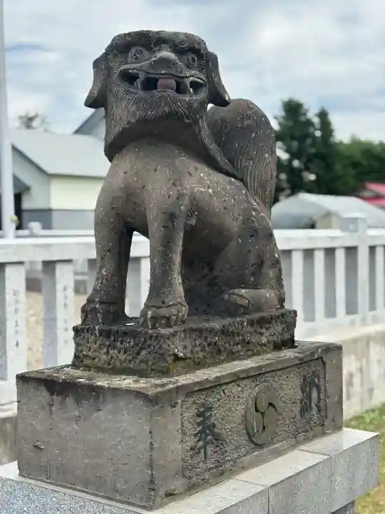 美瑛神社の狛犬