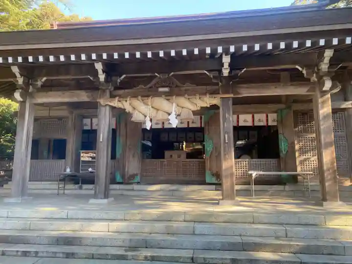 名和神社の{uncategorized: "未分類", other: "その他", undefined: "問題あり", building: "その他建物", grave: "お墓", sacred_gate: "鳥居", guardian: "狛犬", statue: "像", buddha: "仏像", history: "歴史", nature: "自然", garden: "庭園", animal: "動物", pagoda: "塔", temizu: "手水舎", mountain_gate: "山門・神門", sanctuary: "本殿・本堂", subordinate: "末社・摂社", art: "芸術", scenery: "景色", jizo: "地蔵", ema: "絵馬", goshuin: "御朱印", omikuji: "おみくじ", items: "授与品その他", amulet: "お守り", goshuincho: "御朱印帳", eats: "食事", festival: "お祭り", votive_dance: "神楽", shichigosan: "七五三参", wedding: "結婚式", experience: "体験その他", initially: "初詣", around: "周辺", anti_infection: "感染症対策"}