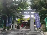 本郷氷川神社の{uncategorized: "未分類", other: "その他", undefined: "問題あり", building: "その他建物", grave: "お墓", sacred_gate: "鳥居", guardian: "狛犬", statue: "像", buddha: "仏像", history: "歴史", nature: "自然", garden: "庭園", animal: "動物", pagoda: "塔", temizu: "手水舎", mountain_gate: "山門・神門", sanctuary: "本殿・本堂", subordinate: "末社・摂社", art: "芸術", scenery: "景色", jizo: "地蔵", ema: "絵馬", goshuin: "御朱印", omikuji: "おみくじ", items: "授与品その他", amulet: "お守り", goshuincho: "御朱印帳", eats: "食事", festival: "お祭り", votive_dance: "神楽", shichigosan: "七五三参", wedding: "結婚式", experience: "体験その他", initially: "初詣", around: "周辺", anti_infection: "感染症対策"}