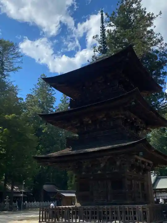 若一王子神社の{uncategorized: "未分類", other: "その他", undefined: "問題あり", building: "その他建物", grave: "お墓", sacred_gate: "鳥居", guardian: "狛犬", statue: "像", buddha: "仏像", history: "歴史", nature: "自然", garden: "庭園", animal: "動物", pagoda: "塔", temizu: "手水舎", mountain_gate: "山門・神門", sanctuary: "本殿・本堂", subordinate: "末社・摂社", art: "芸術", scenery: "景色", jizo: "地蔵", ema: "絵馬", goshuin: "御朱印", omikuji: "おみくじ", items: "授与品その他", amulet: "お守り", goshuincho: "御朱印帳", eats: "食事", festival: "お祭り", votive_dance: "神楽", shichigosan: "七五三参", wedding: "結婚式", experience: "体験その他", initially: "初詣", around: "周辺", anti_infection: "感染症対策"}