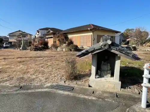 浄感庵の{uncategorized: "未分類", other: "その他", undefined: "問題あり", building: "その他建物", grave: "お墓", sacred_gate: "鳥居", guardian: "狛犬", statue: "像", buddha: "仏像", history: "歴史", nature: "自然", garden: "庭園", animal: "動物", pagoda: "塔", temizu: "手水舎", mountain_gate: "山門・神門", sanctuary: "本殿・本堂", subordinate: "末社・摂社", art: "芸術", scenery: "景色", jizo: "地蔵", ema: "絵馬", goshuin: "御朱印", omikuji: "おみくじ", items: "授与品その他", amulet: "お守り", goshuincho: "御朱印帳", eats: "食事", festival: "お祭り", votive_dance: "神楽", shichigosan: "七五三参", wedding: "結婚式", experience: "体験その他", initially: "初詣", around: "周辺", anti_infection: "感染症対策"}
