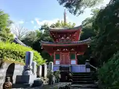 平等寺（三輪山平等寺）の建物その他