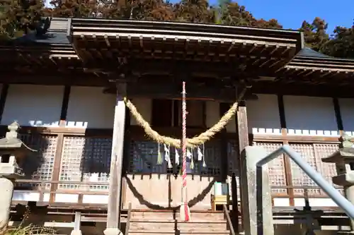 都々古別神社の本殿