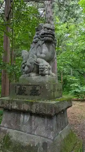 音更神社の狛犬
