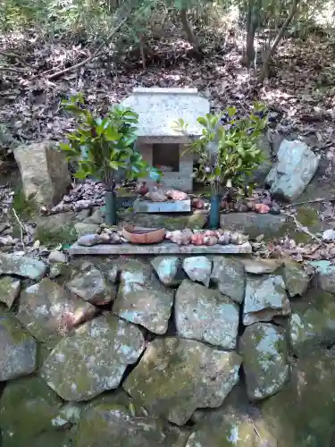 田倉牛神社の末社