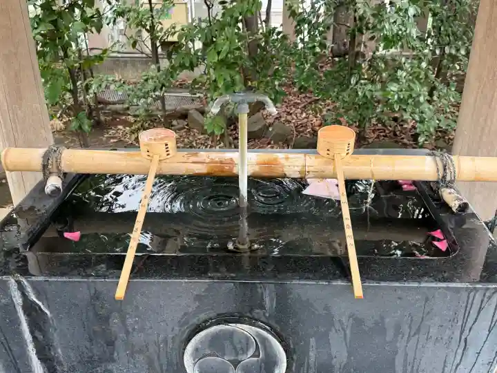 芝大神宮の{uncategorized: "未分類", other: "その他", undefined: "問題あり", building: "その他建物", grave: "お墓", sacred_gate: "鳥居", guardian: "狛犬", statue: "像", buddha: "仏像", history: "歴史", nature: "自然", garden: "庭園", animal: "動物", pagoda: "塔", temizu: "手水舎", mountain_gate: "山門・神門", sanctuary: "本殿・本堂", subordinate: "末社・摂社", art: "芸術", scenery: "景色", jizo: "地蔵", ema: "絵馬", goshuin: "御朱印", omikuji: "おみくじ", items: "授与品その他", amulet: "お守り", goshuincho: "御朱印帳", eats: "食事", festival: "お祭り", votive_dance: "神楽", shichigosan: "七五三参", wedding: "結婚式", experience: "体験その他", initially: "初詣", around: "周辺", anti_infection: "感染症対策"}