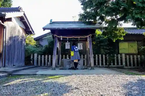 天神社・覚明堂（牛山町）の手水舎