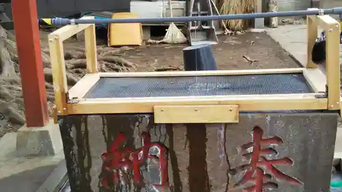 穴川神社の手水舎