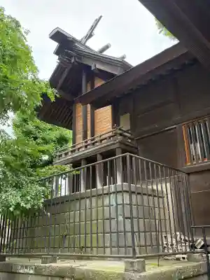 二子神社の{uncategorized: "未分類", other: "その他", undefined: "問題あり", building: "その他建物", grave: "お墓", sacred_gate: "鳥居", guardian: "狛犬", statue: "像", buddha: "仏像", history: "歴史", nature: "自然", garden: "庭園", animal: "動物", pagoda: "塔", temizu: "手水舎", mountain_gate: "山門・神門", sanctuary: "本殿・本堂", subordinate: "末社・摂社", art: "芸術", scenery: "景色", jizo: "地蔵", ema: "絵馬", goshuin: "御朱印", omikuji: "おみくじ", items: "授与品その他", amulet: "お守り", goshuincho: "御朱印帳", eats: "食事", festival: "お祭り", votive_dance: "神楽", shichigosan: "七五三参", wedding: "結婚式", experience: "体験その他", initially: "初詣", around: "周辺", anti_infection: "感染症対策"}