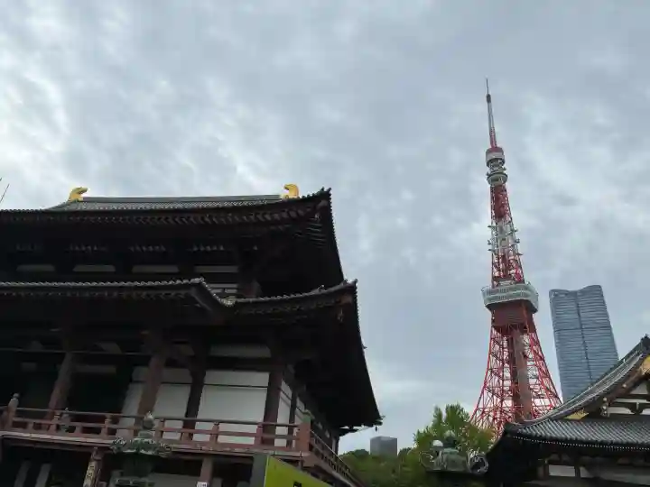 増上寺の{uncategorized: "未分類", other: "その他", undefined: "問題あり", building: "その他建物", grave: "お墓", sacred_gate: "鳥居", guardian: "狛犬", statue: "像", buddha: "仏像", history: "歴史", nature: "自然", garden: "庭園", animal: "動物", pagoda: "塔", temizu: "手水舎", mountain_gate: "山門・神門", sanctuary: "本殿・本堂", subordinate: "末社・摂社", art: "芸術", scenery: "景色", jizo: "地蔵", ema: "絵馬", goshuin: "御朱印", omikuji: "おみくじ", items: "授与品その他", amulet: "お守り", goshuincho: "御朱印帳", eats: "食事", festival: "お祭り", votive_dance: "神楽", shichigosan: "七五三参", wedding: "結婚式", experience: "体験その他", initially: "初詣", around: "周辺", anti_infection: "感染症対策"}