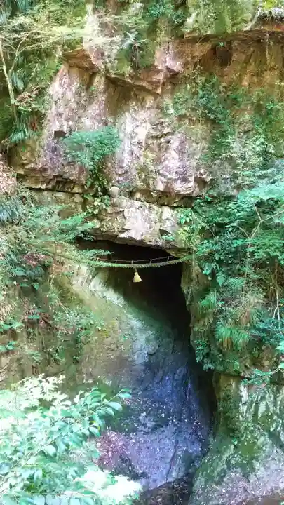 室生龍穴神社(奈良県)