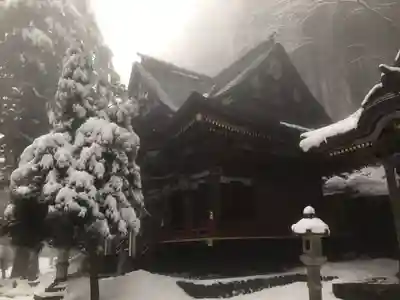 三峯神社の本殿・本堂