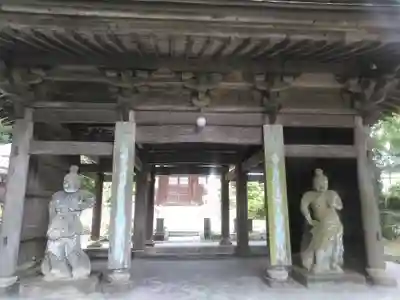 泉福寺の山門・神門