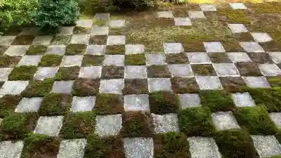 東福禅寺（東福寺）の{uncategorized: "未分類", other: "その他", undefined: "問題あり", building: "その他建物", grave: "お墓", sacred_gate: "鳥居", guardian: "狛犬", statue: "像", buddha: "仏像", history: "歴史", nature: "自然", garden: "庭園", animal: "動物", pagoda: "塔", temizu: "手水舎", mountain_gate: "山門・神門", sanctuary: "本殿・本堂", subordinate: "末社・摂社", art: "芸術", scenery: "景色", jizo: "地蔵", ema: "絵馬", goshuin: "御朱印", omikuji: "おみくじ", items: "授与品その他", amulet: "お守り", goshuincho: "御朱印帳", eats: "食事", festival: "お祭り", votive_dance: "神楽", shichigosan: "七五三参", wedding: "結婚式", experience: "体験その他", initially: "初詣", around: "周辺", anti_infection: "感染症対策"}