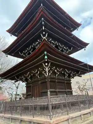 飛騨国分寺の{uncategorized: "未分類", other: "その他", undefined: "問題あり", building: "その他建物", grave: "お墓", sacred_gate: "鳥居", guardian: "狛犬", statue: "像", buddha: "仏像", history: "歴史", nature: "自然", garden: "庭園", animal: "動物", pagoda: "塔", temizu: "手水舎", mountain_gate: "山門・神門", sanctuary: "本殿・本堂", subordinate: "末社・摂社", art: "芸術", scenery: "景色", jizo: "地蔵", ema: "絵馬", goshuin: "御朱印", omikuji: "おみくじ", items: "授与品その他", amulet: "お守り", goshuincho: "御朱印帳", eats: "食事", festival: "お祭り", votive_dance: "神楽", shichigosan: "七五三参", wedding: "結婚式", experience: "体験その他", initially: "初詣", around: "周辺", anti_infection: "感染症対策"}