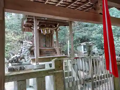 桜井市護国神社の{uncategorized: "未分類", other: "その他", undefined: "問題あり", building: "その他建物", grave: "お墓", sacred_gate: "鳥居", guardian: "狛犬", statue: "像", buddha: "仏像", history: "歴史", nature: "自然", garden: "庭園", animal: "動物", pagoda: "塔", temizu: "手水舎", mountain_gate: "山門・神門", sanctuary: "本殿・本堂", subordinate: "末社・摂社", art: "芸術", scenery: "景色", jizo: "地蔵", ema: "絵馬", goshuin: "御朱印", omikuji: "おみくじ", items: "授与品その他", amulet: "お守り", goshuincho: "御朱印帳", eats: "食事", festival: "お祭り", votive_dance: "神楽", shichigosan: "七五三参", wedding: "結婚式", experience: "体験その他", initially: "初詣", around: "周辺", anti_infection: "感染症対策"}