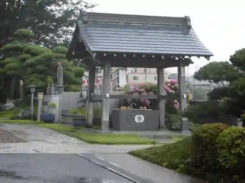 東漸寺の手水舎