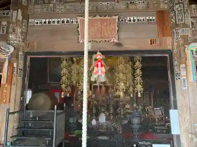 石堂寺の本殿・本堂