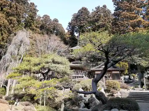 普門寺の{uncategorized: "未分類", other: "その他", undefined: "問題あり", building: "その他建物", grave: "お墓", sacred_gate: "鳥居", guardian: "狛犬", statue: "像", buddha: "仏像", history: "歴史", nature: "自然", garden: "庭園", animal: "動物", pagoda: "塔", temizu: "手水舎", mountain_gate: "山門・神門", sanctuary: "本殿・本堂", subordinate: "末社・摂社", art: "芸術", scenery: "景色", jizo: "地蔵", ema: "絵馬", goshuin: "御朱印", omikuji: "おみくじ", items: "授与品その他", amulet: "お守り", goshuincho: "御朱印帳", eats: "食事", festival: "お祭り", votive_dance: "神楽", shichigosan: "七五三参", wedding: "結婚式", experience: "体験その他", initially: "初詣", around: "周辺", anti_infection: "感染症対策"}