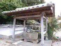 栖了院(金殿寺)の手水舎