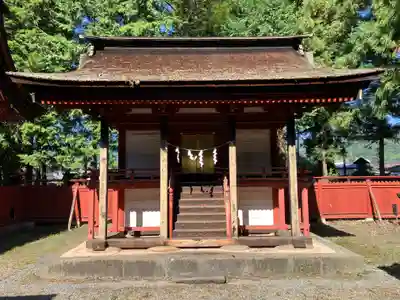 大井俣窪八幡神社の末社・摂社