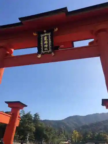 厳島神社の鳥居