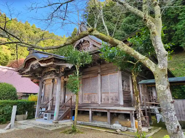 弘誓寺の本殿・本堂